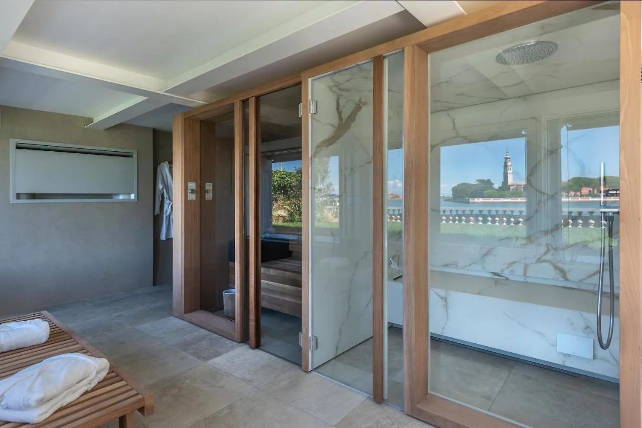 Ca' Delle Contesse - Villa On Lagoon With Private Dock And Spectacular View البندقية-ليدو